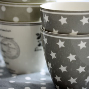 Latte Cups in Grau